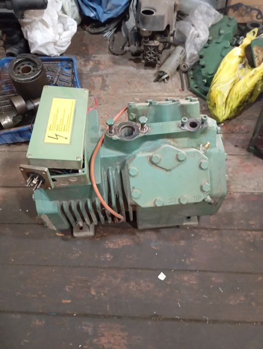 Компрессор холодильный