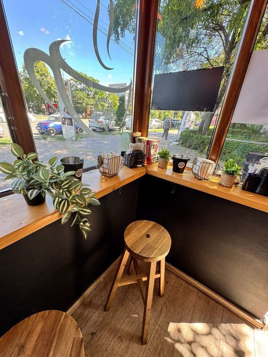Coffee Shot To Go – Cafenea de vânzare | Podu Roș, Iași | Afacere la cheie | 15.000 €