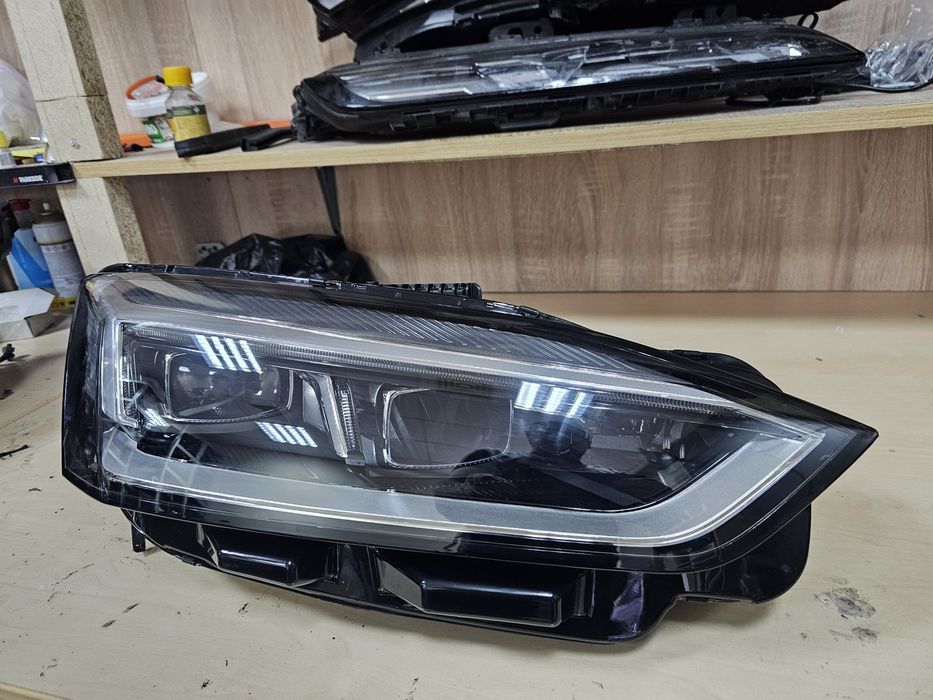 Десен фар фарове Audi A5 F5 desen far farove ауди а5 ф5