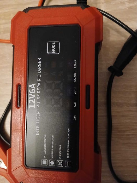 Акумулаторно зарядно устройство