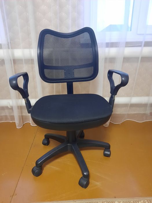 Компьютерные  кресла