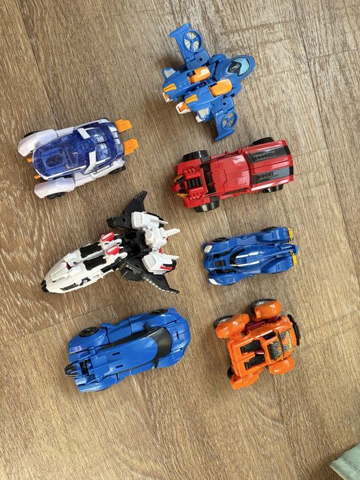 Тоботы, трансформеры, скричеры