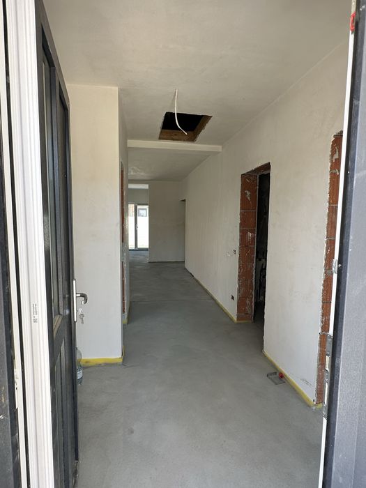 De vanzare casa cart  viena oradea.