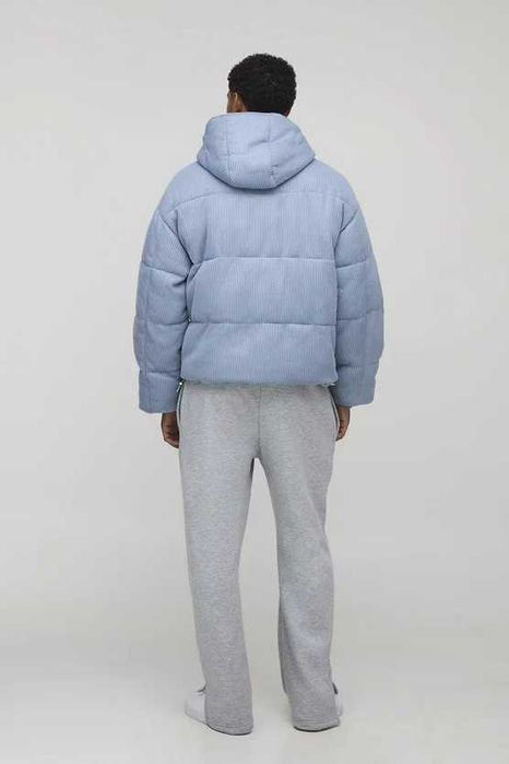 Geaca /hanorac barbati  cu glugă, croială supradimensionată