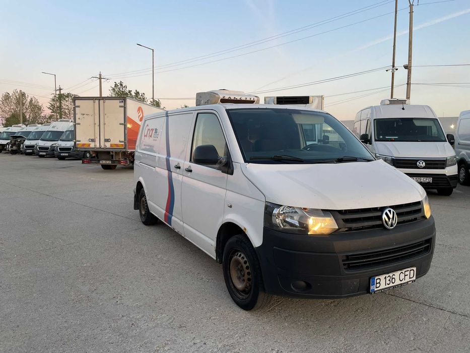 VOLKSWAGEN Transporter 2012 — imagine 1