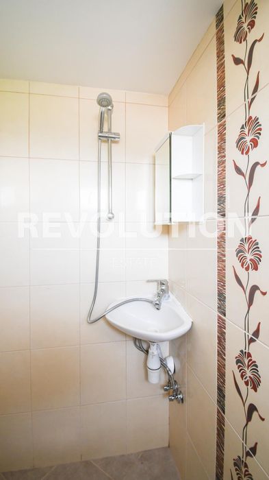 Двустаен апартамент в ж.к. Симеоново .