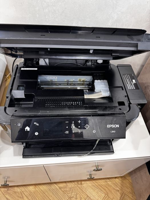 Принтер цветной Epson l 810