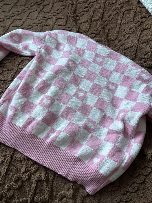 Розовый кардиган