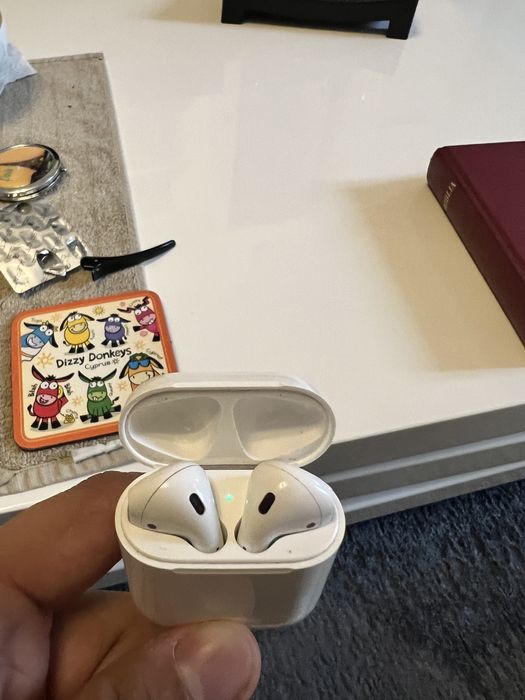 Apple Airpods Gen.2 originale stare f buna,bateria tine foarte bine!