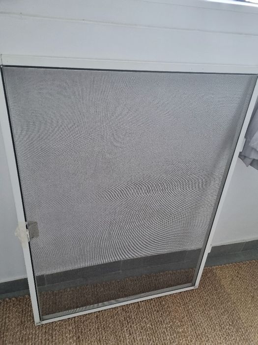 Plasa tantari  geam termopan