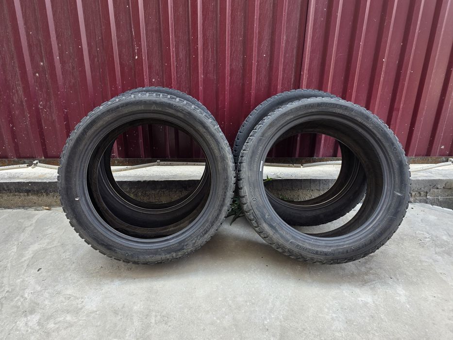 Зимни Мишлен x-ice NORTH4+шипи