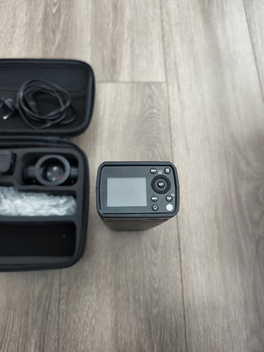 светкавица Godox AD200Pro