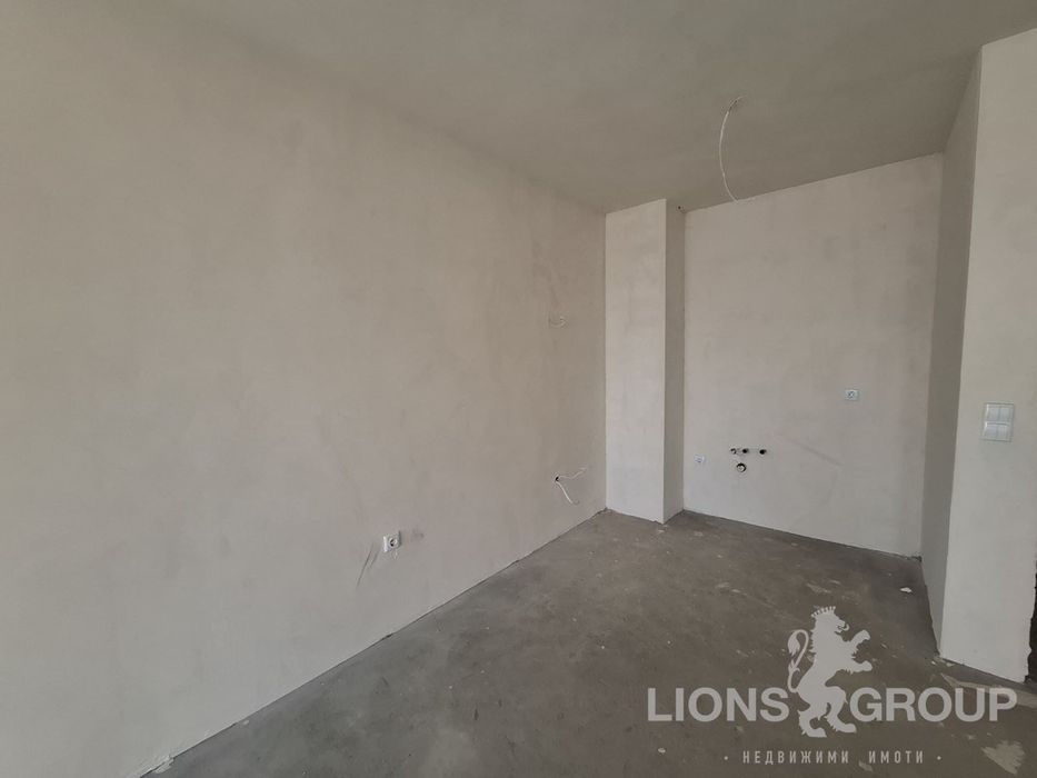 Продава се Двустаен апартамент в Варна, Колхозен пазар - 79 кв.м за 1058 €/кв.м - Снимка #3