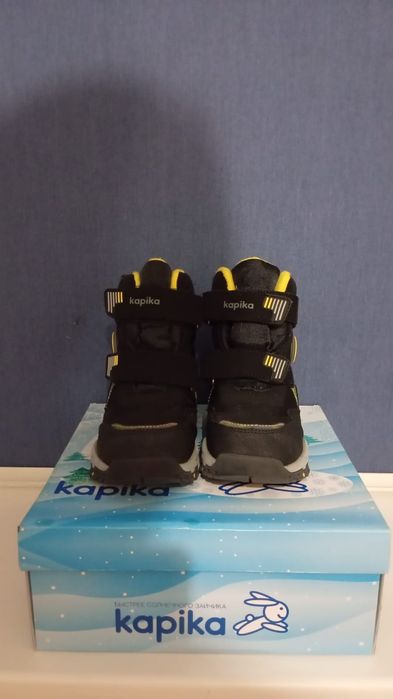 Детский комбинезон и сапоги на 2 года