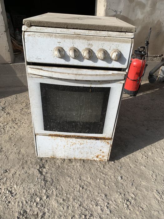 Продам газовую плиту