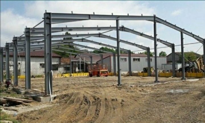 Vans hala metalica de 33×12×4 se montează pe șuruburi