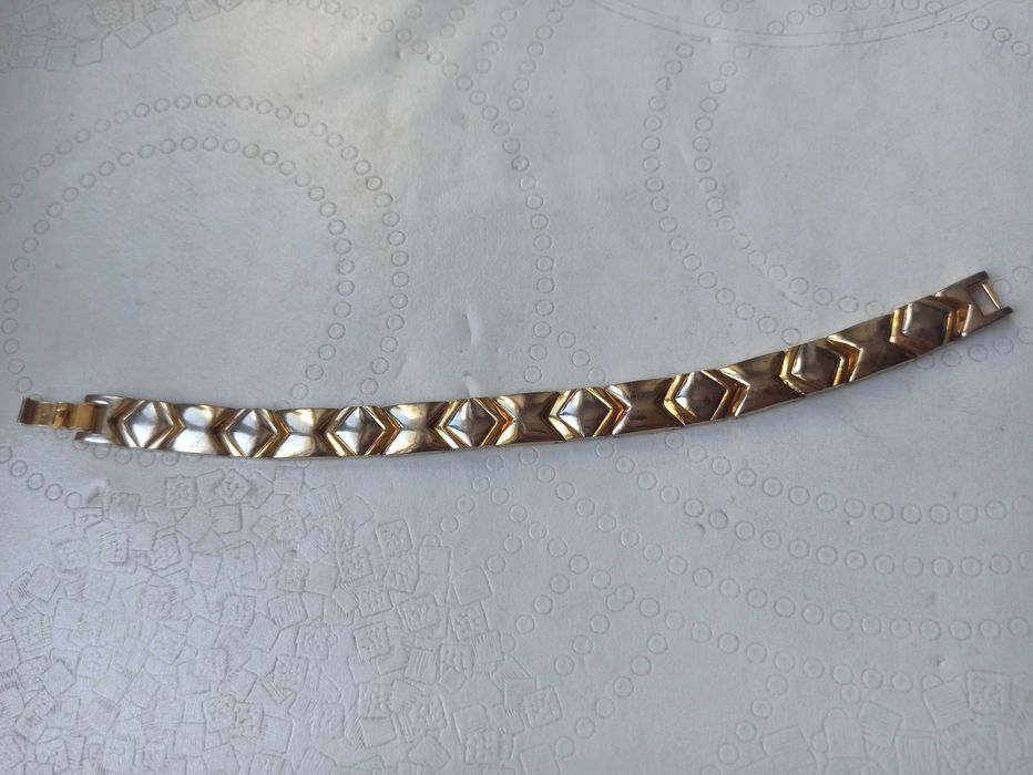 Мъжки гривни 21см различни