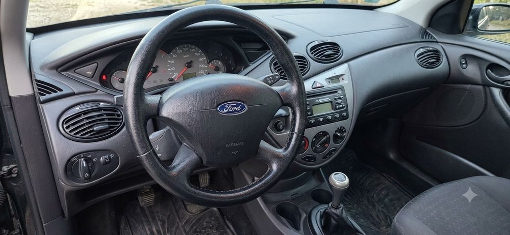 Ford Focus 1 1.6 Benzină 2004 – 193.255 km reali – Stare foarte bună
