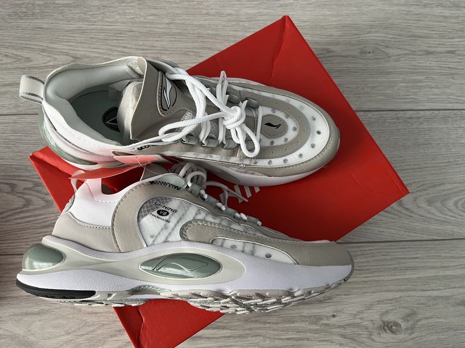 Кроссовки lining оригинал новые