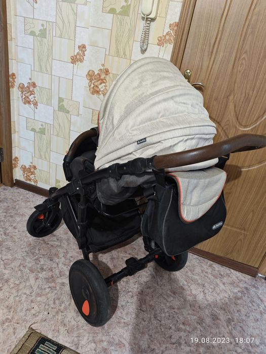 Коляска Tutis Zippy