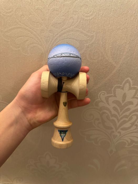 Kendama ken lambo cu tama naru