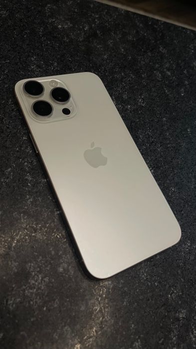 IPhone 15 pro max - 512 gb