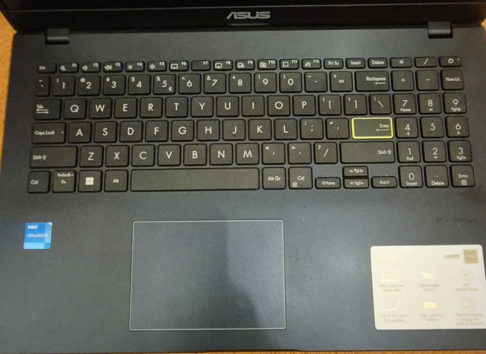 Laptop Asus E510