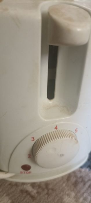 Тостер работает отлично