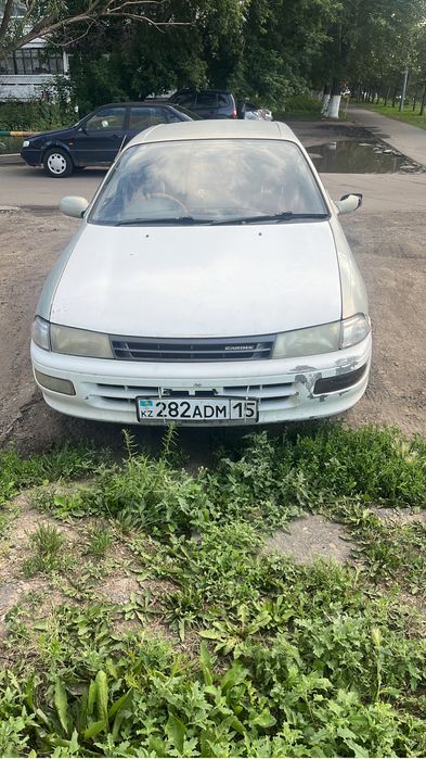 Продам тойота карину