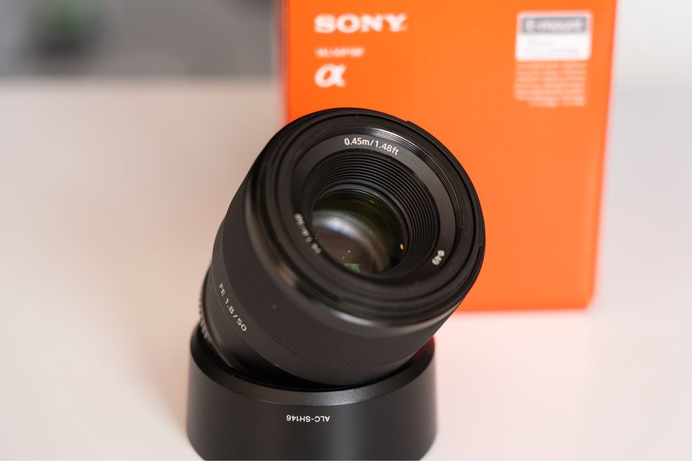 Sony FE 50mm f/1.8