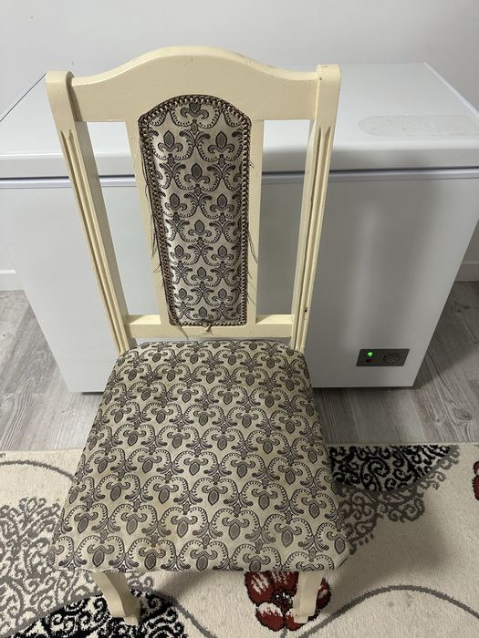 Стол, стулья стол 4 шт