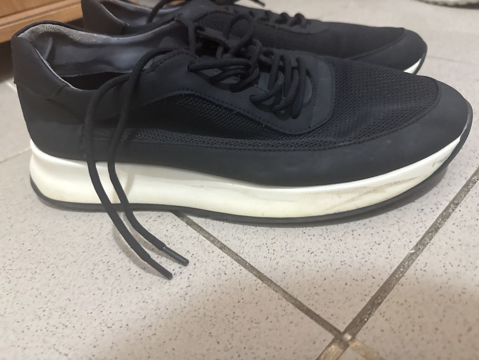 Кросовки полуклассические размер 42