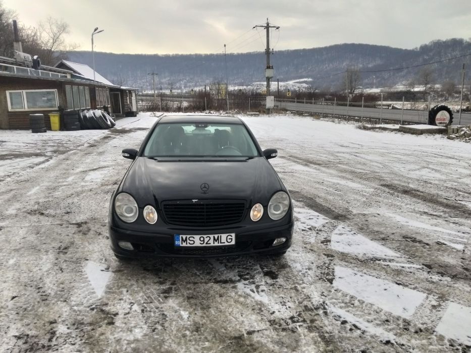 De vânzare Mercedes w211.2004 manual