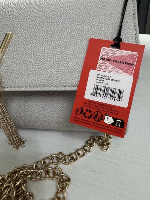 Geanta dama noua Valentino