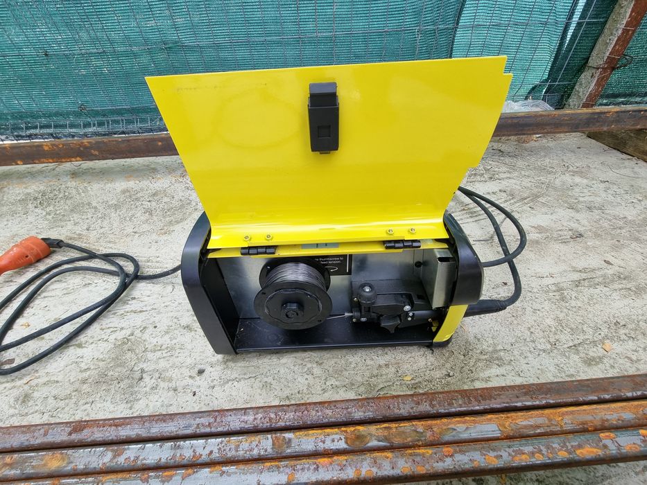 Aparat sudura MIG 130d INTENSIV fara gaz + sarma flux 0.8mm 1kg
