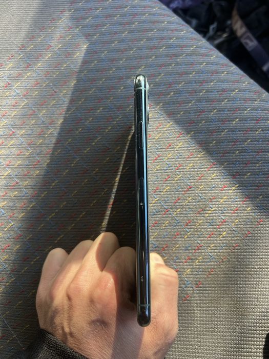 Продам Iphone 11 PRO MAX 256gb