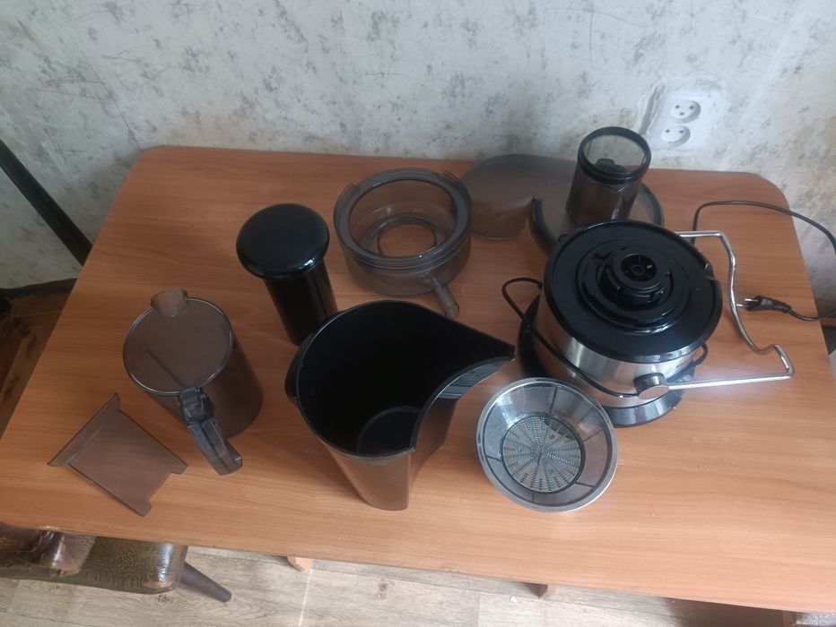 Для кухни соковыжималка