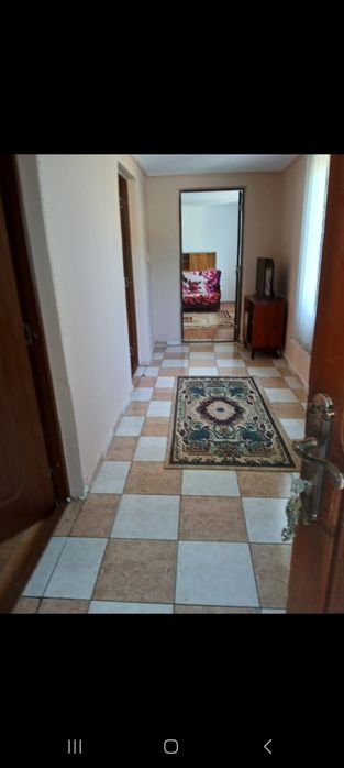 Vand casa la tara