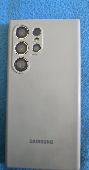 Samsung. S24 ultra 256 gb