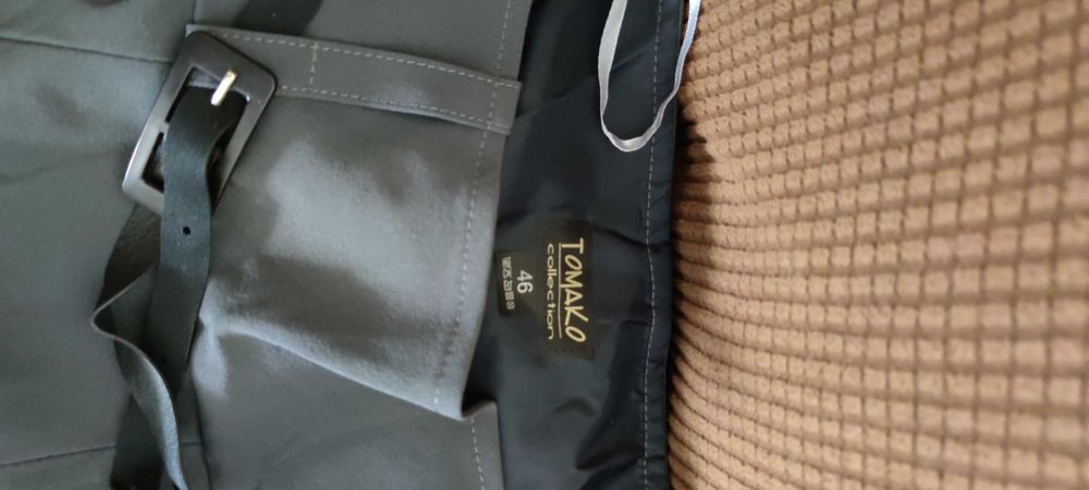 Fusta de vara, marimea 46 (XL) , NOUA