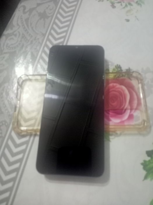 Продается телефон VIVO Y 31 в хорошем состоянии