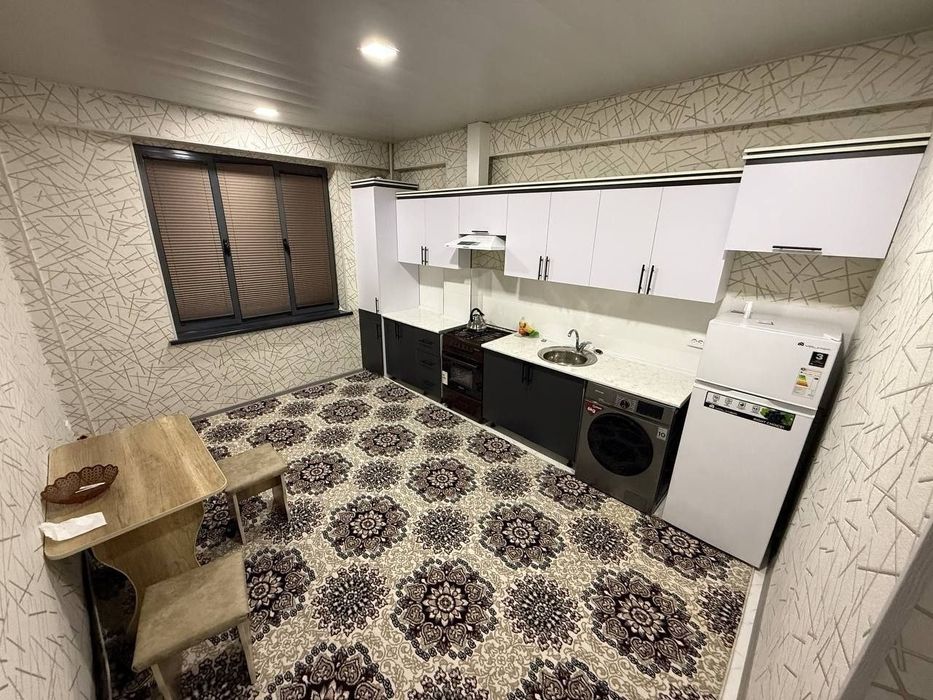 Beruniy metro oldida 2xonali arenda kv