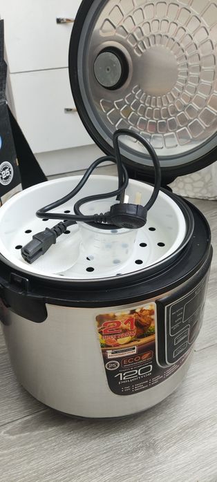 Продаётся Мультиварка