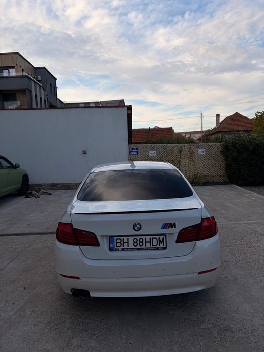 BMW 5 Series 2011 — imagine 4