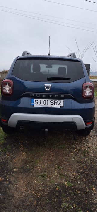 Vând Dacia duster prestige