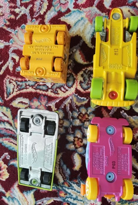 Машинки хотвилс оригинал по 800 тенге