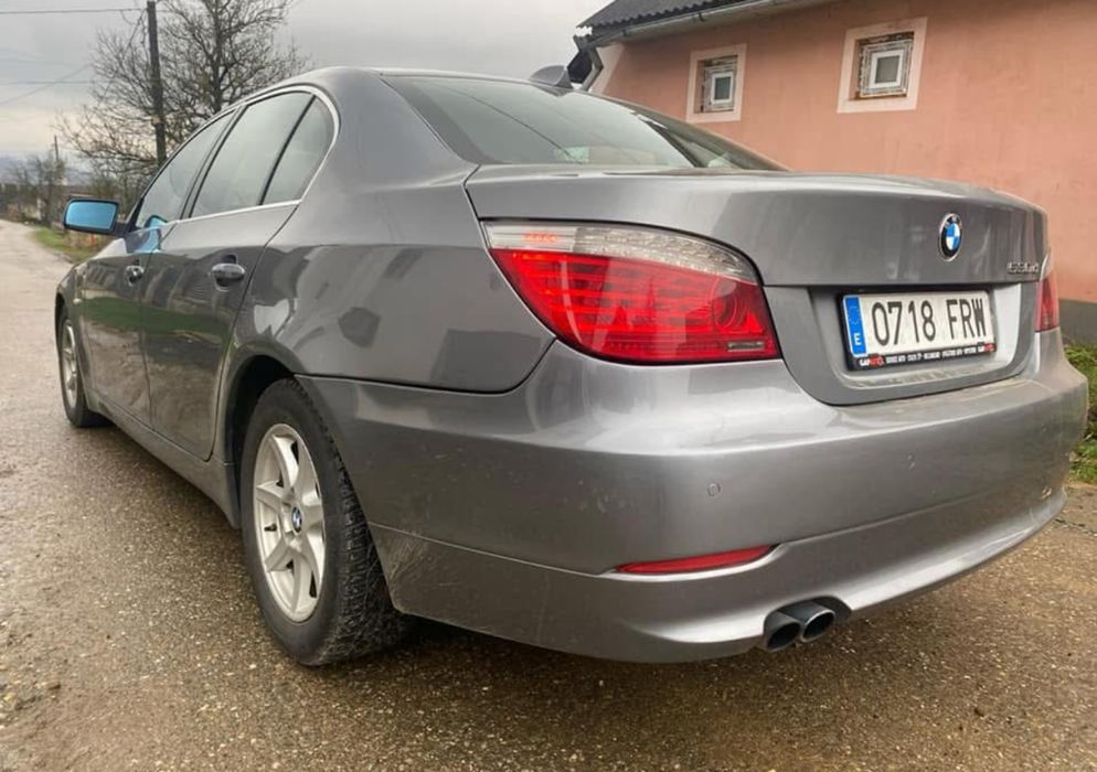 Vand BMW 530 D E60 din 2007 in stare foarte bună