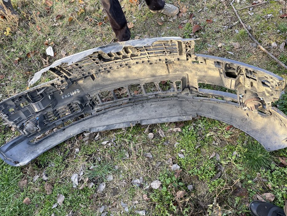 Предна броня audi a8 2004