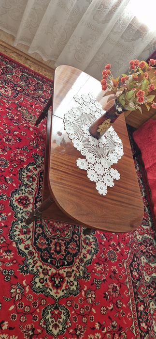 Ъглови дивани с ракла, гардероб, ТВ шкаф и маса