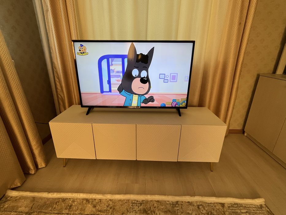 Тумба под телевизор.